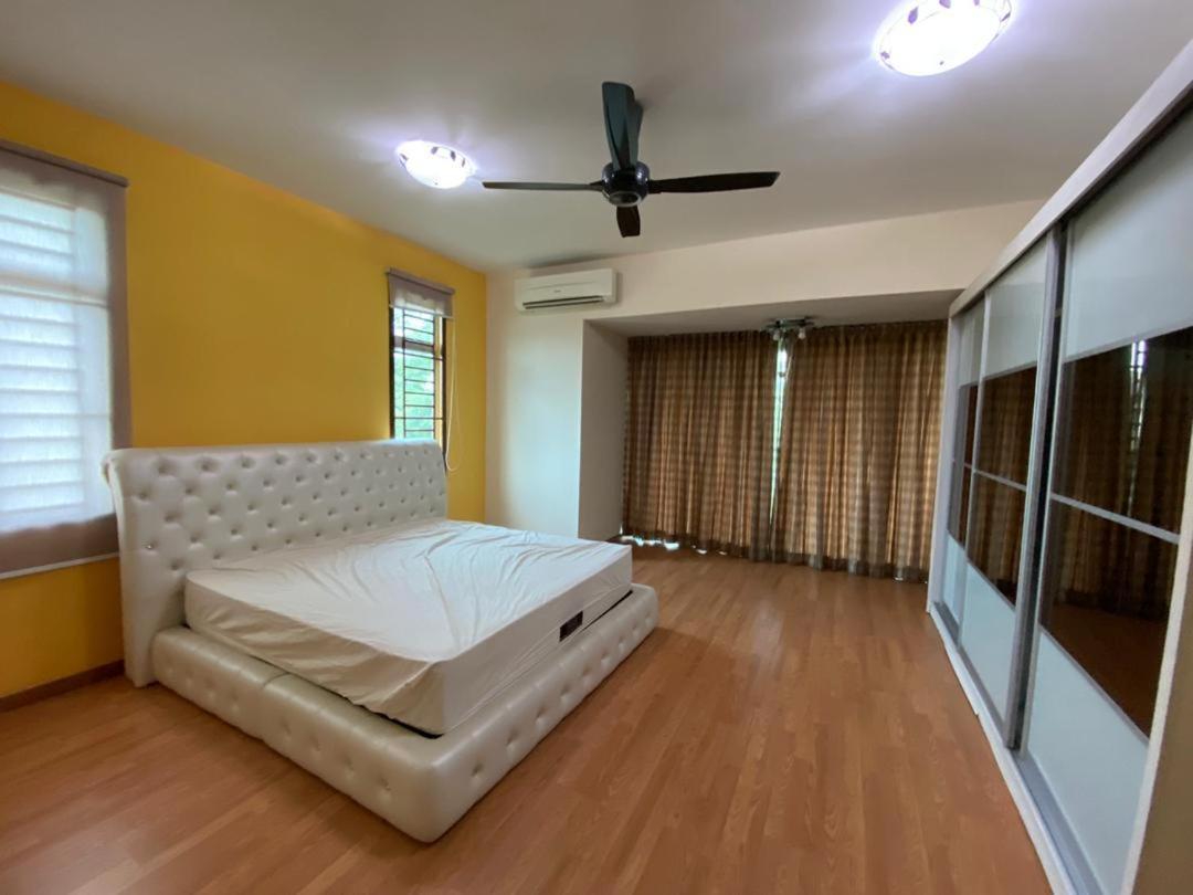 Homestay Nusa Idaman Corner Lot Rumah percutian *